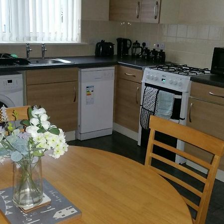 Lerwick Garden Apartment Inverness Extérieur photo
