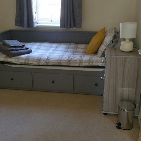 Lerwick Garden Apartment Inverness Extérieur photo
